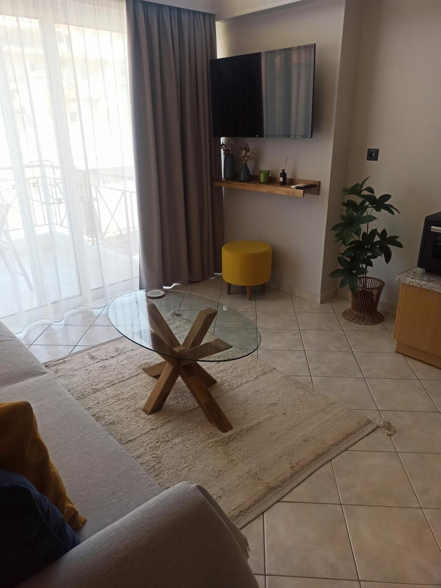 Filikon Maisonettes Apartment *